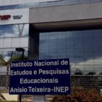 Inep seleciona professores para elaborar e revistar o Encceja