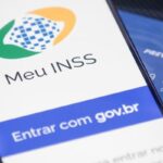 Governo ressarciu R$ 2,3 bilhões a aposentados e pensionistas Governo ressarciu R$ 2,3 bilhões a aposentados e pensionistas