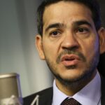 “Não vamos abrir mão da democracia”, diz Messias após visto revogado