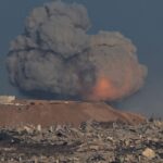 Israel bombardeia subúrbios da Cidade de Gaza