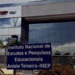 Inep seleciona professores para elaborar e revistar o Encceja