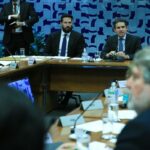 Líderes devem avaliar hoje isenção do IR até R$ 5 mil, diz Motta