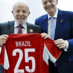 Lula convida presidente da Fifa para conhecer Universidade do Esporte Lula convida presidente da Fifa para conhecer Universidade do Esporte