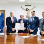 Lula assina projeto de lei Antifacção e envia ao Congresso Lula assina projeto de lei Antifacção e envia ao Congresso