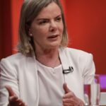 Gleisi diz que políticos de direita querem EUA intervindo no Brasil Gleisi diz que políticos de direita querem EUA intervindo no Brasil