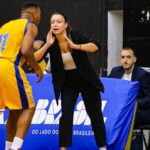 Primeira técnica mulher no NBB, Jelena Todorovic começa com pé direito Primeira técnica mulher no NBB, Jelena Todorovic começa com pé direito