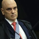 Moraes autoriza Bolsonaro a deixar a prisão para fazer cirurgia