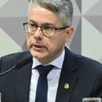 Senado aprova PL Antifacção com penas que podem chegar a 120 anos