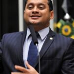 PF aponta senador como ‘sustentáculo político’ de esquema no INSS